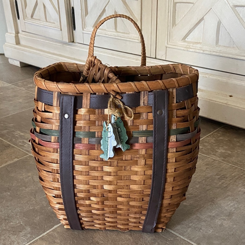 Vintage fishing creel